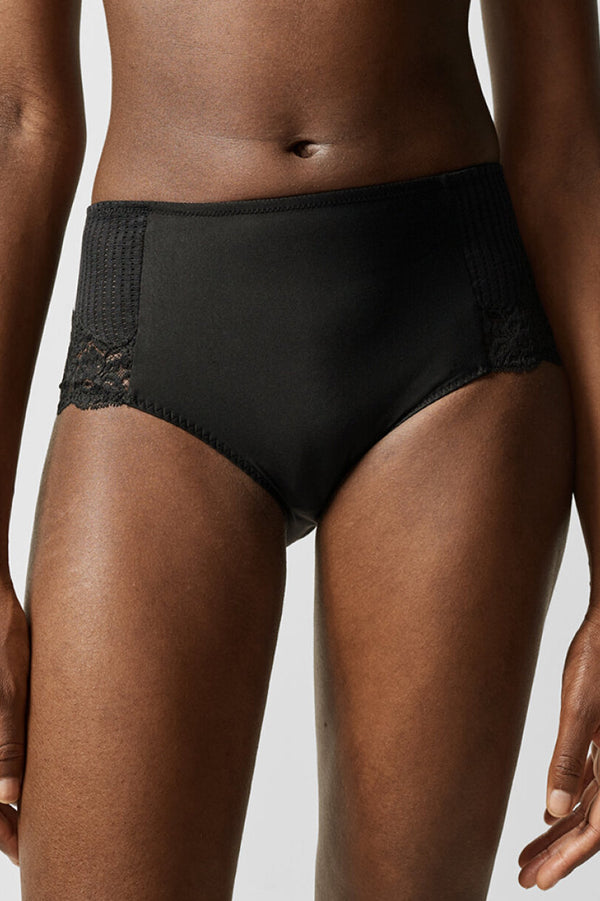 Chantelle Marilyn Covering Full Brief